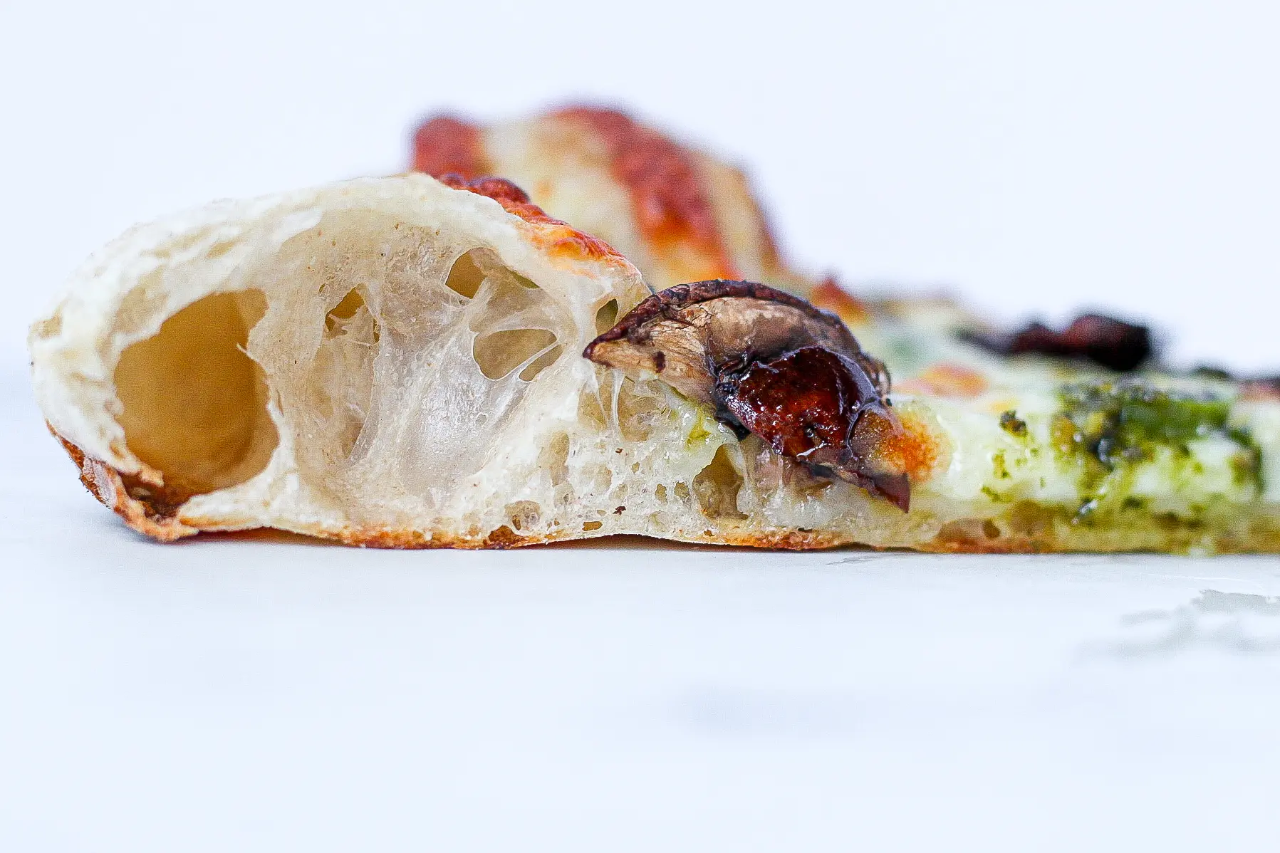 sourdough pizza crust air bubble